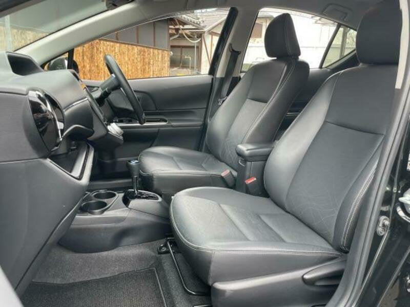 2015 TOYOTA AQUA NHP10