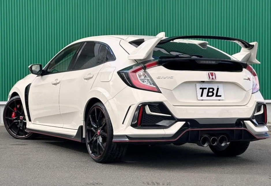 Honda-Civic-Type-R-tokiyo-bay-link