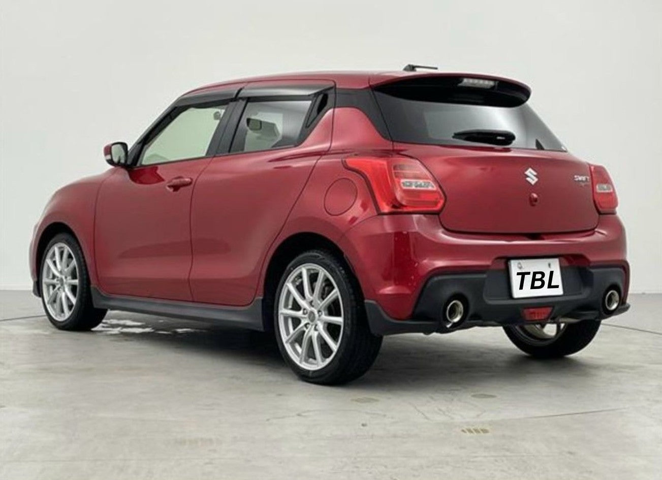 Suzuki-swift-red-color-tokyo-bay-link
