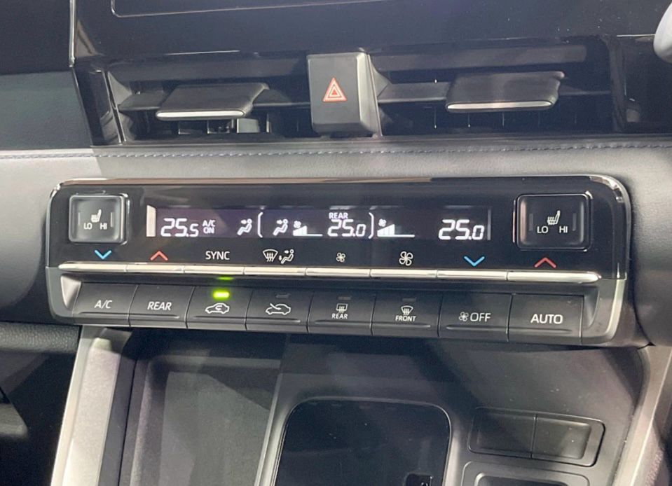 2023 Toyota Voxy