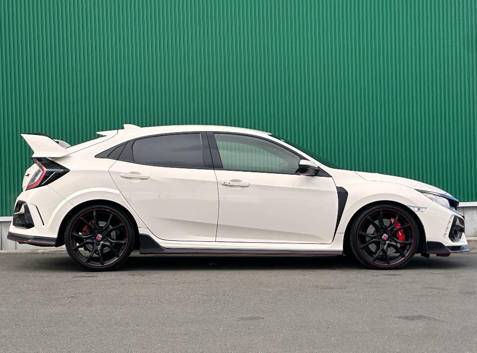  Honda-Civic-Type-R-tokiyo-bay-link-4